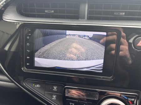 2020 Toyota Aqua - photo 8