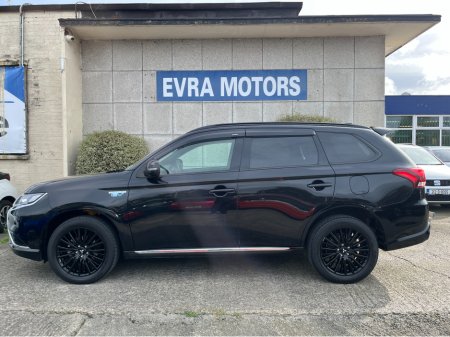 2021 Mitsubishi Outlander - photo 6