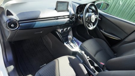 2018 Mazda Demio - photo 15