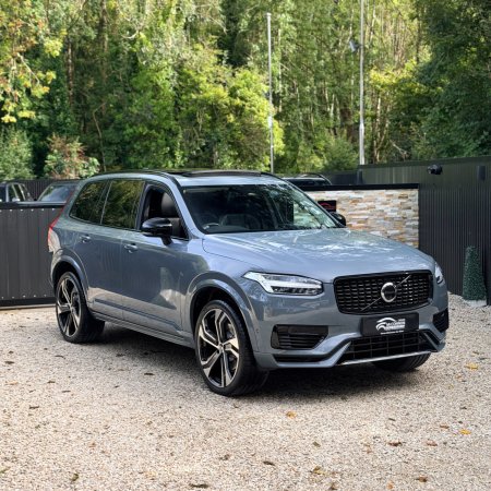 2022 Volvo XC90 PHEV T8 (390hp) R-Design Pro AWD