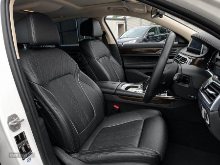 2016 BMW 7-Series - photo 12