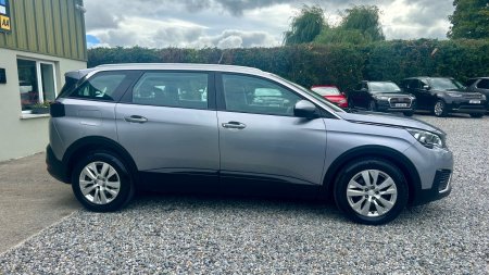 2018 Peugeot 5008 - photo 2