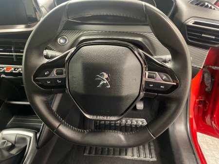 2023 Peugeot 208 - photo 13