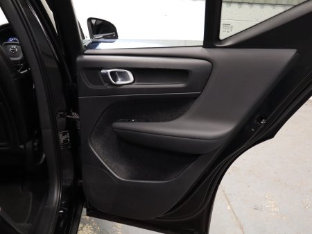 2020 Volvo XC40 - photo 27