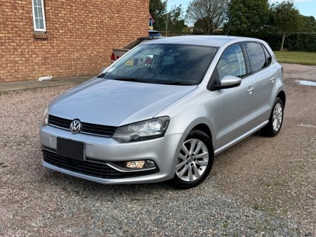 2017 Volkswagen Polo - photo 2