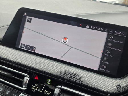 2022 BMW 1-Series - photo 6