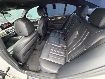 2018 BMW 5-Series - photo 40