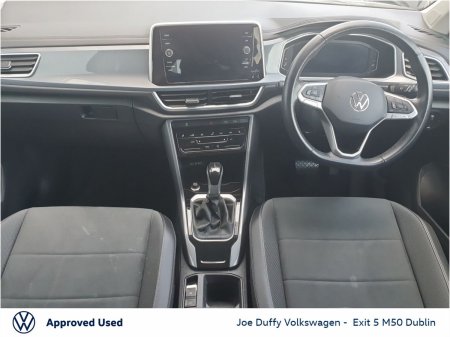 2023 Volkswagen T-Roc - photo 2