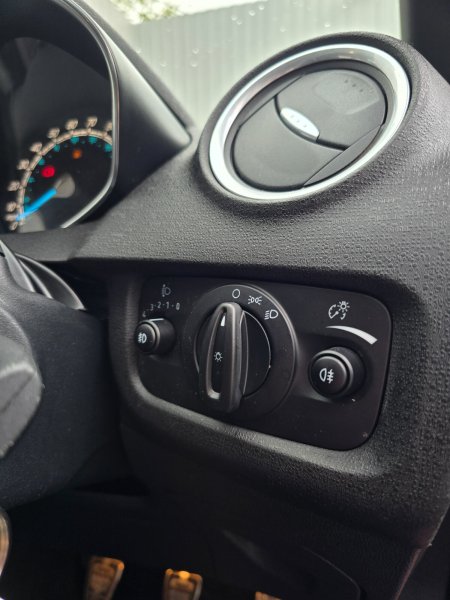 2017 Ford Fiesta - photo 17