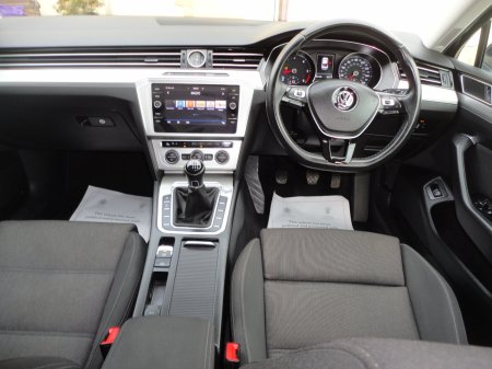 2019 Volkswagen Passat - photo 7