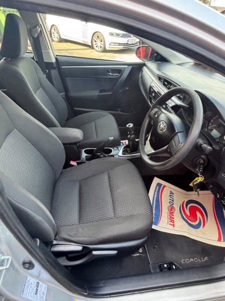 2015 Toyota Corolla - photo 11