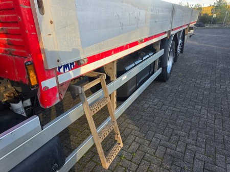 2020 DAF CF320 - photo 9