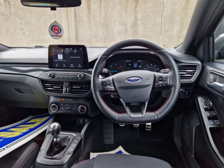 2019 Ford Focus - photo 15