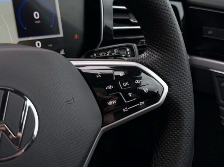 2021 Volkswagen Touareg - photo 13
