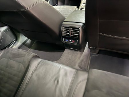 2016 Volkswagen Passat - photo 14