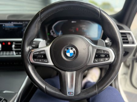 2021 BMW 3-Series - photo 14