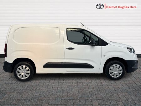 2021 Toyota Proace City - photo 3