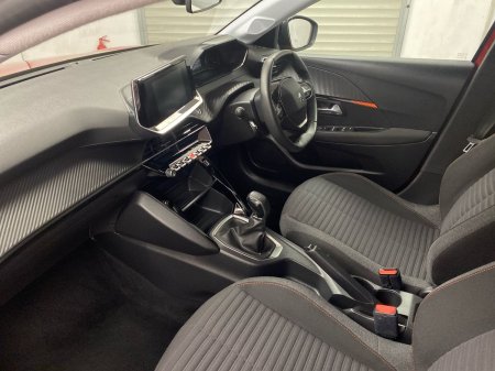 2023 Peugeot 208 - photo 2