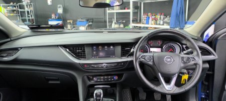 2020 Opel Insignia - photo 9