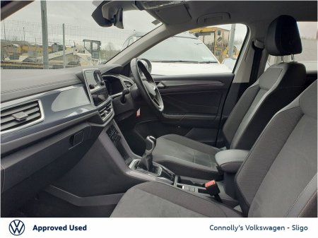 2024 Volkswagen T-Roc - photo 4