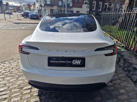 2024 Tesla Model 3 - photo 4