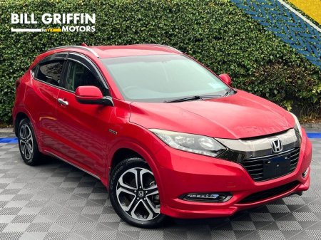 2017 Honda Vezel Z-SENSING 1.5 HYBRID AUTO // HALF LEATHER HEATED SEATS // CRUISE CONTROL // REVERSE CAMERA