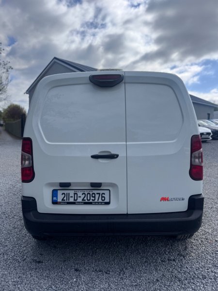 2021 Peugeot Partner - photo 8