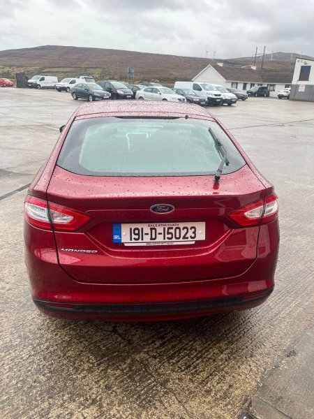 2019 Ford Mondeo - photo 8