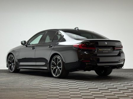 2022 BMW 5-Series - photo 5