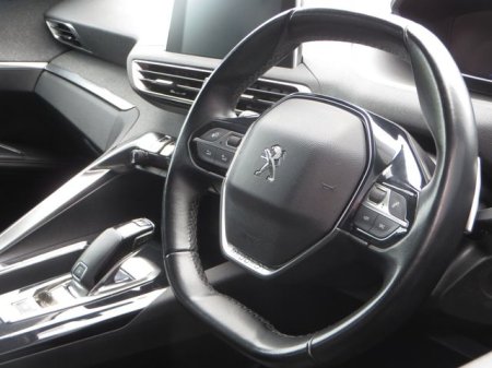 2020 Peugeot 5008 - photo 20
