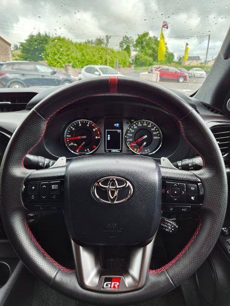 2024 Toyota Hilux - photo 17