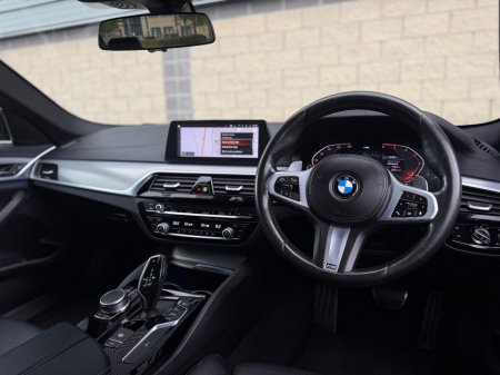 2019 BMW 5-Series - photo 11