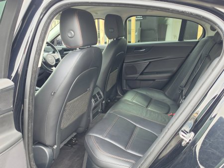 2016 Jaguar XE - photo 9