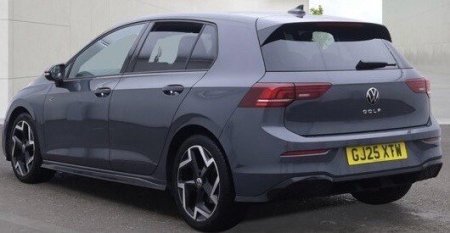 2025 Volkswagen Golf - photo 3