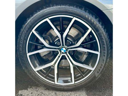 2023 BMW 5-Series - photo 24