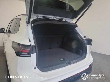2026 Volkswagen Tiguan - photo 8