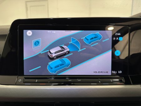 2021 Volkswagen Golf - photo 30