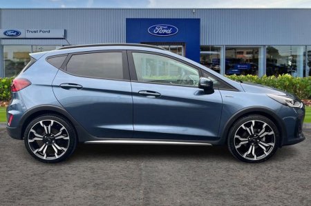 2023 Ford Fiesta - photo 3