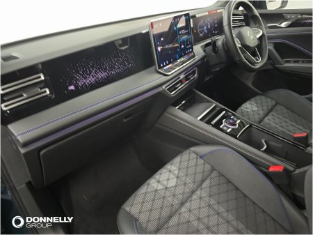 2025 Volkswagen Tiguan - photo 2