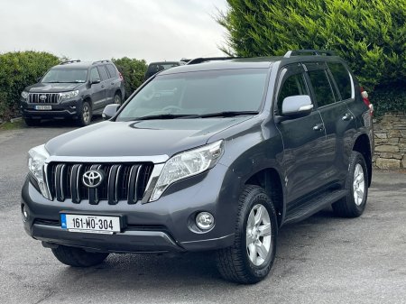 2016 Toyota Land Cruiser - photo 4