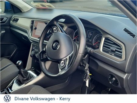2020 Volkswagen T-Roc - photo 2