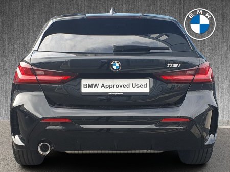 2024 BMW 1-Series - photo 15