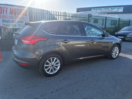 2018 Ford Focus - photo 3