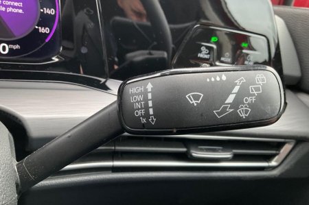 2021 Volkswagen Golf - photo 15