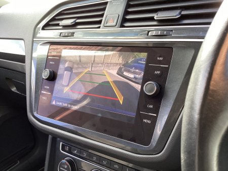 2018 Volkswagen Tiguan - photo 23