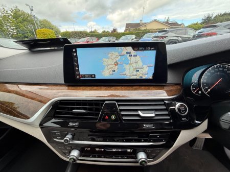 2018 BMW 5-Series - photo 24