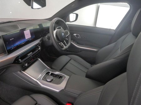 2025 BMW 3-Series - photo 7