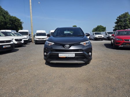 2016 Toyota RAV4 - photo 2