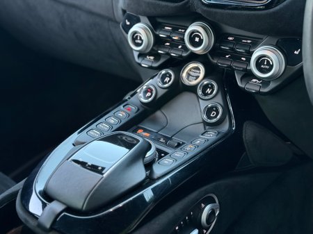 2020 Aston Martin Vantage - photo 10