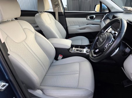 2023 Kia Sorento - photo 13